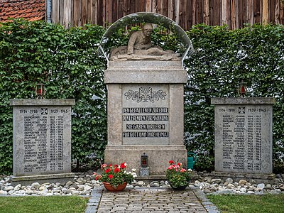 War memorial in Schammelsdorf