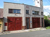 Čeština: Požární zbrojnice v Medovém Újezdě. Okres Rokycany, Česká republika. English: Firehouse in Medový Újezd village, Rokycany District, Czech Republic.