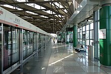 Zhangguozhuang station platform (September 2018)