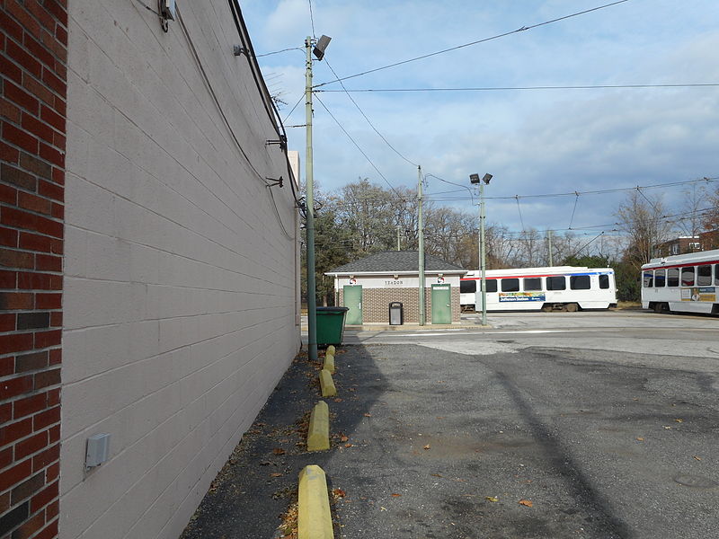 File:Yeadon Loop-Bathrooms and Trolleys.JPG