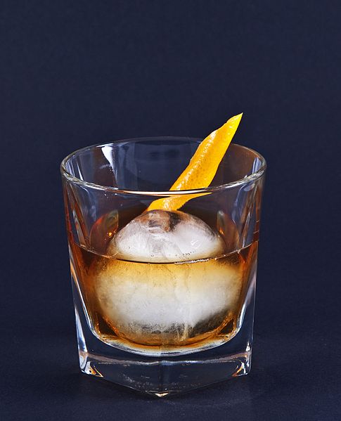 File:Whiskey Old Fashioned1.jpg