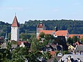 Spitalturm (links), Untertor (Mitte) und Spital (rechts davon), gesehen von der Federburgstraße (Höhe Urbanstraße)