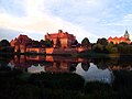 English: The castle and church of St. John Magyar: A vár Polski: Zamek i kościół św. Jana