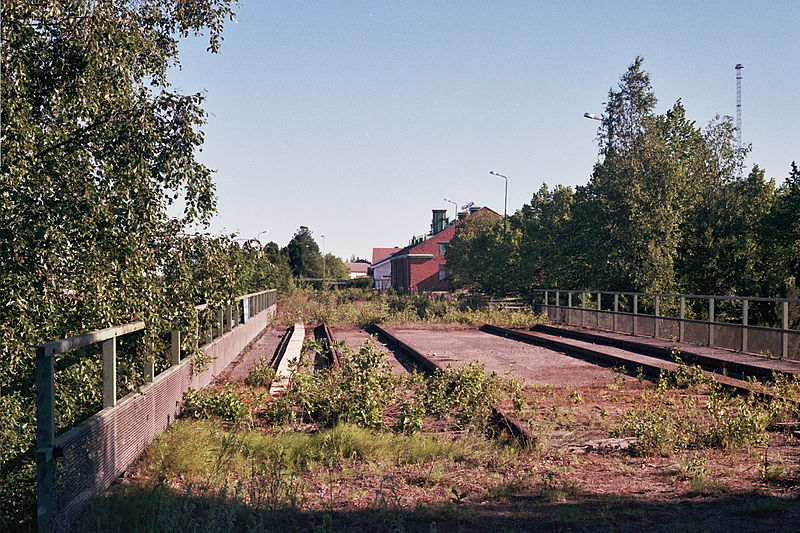 File:Tornio railway station Jul2010 001.jpg