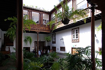 Casa de Montañés, Patio