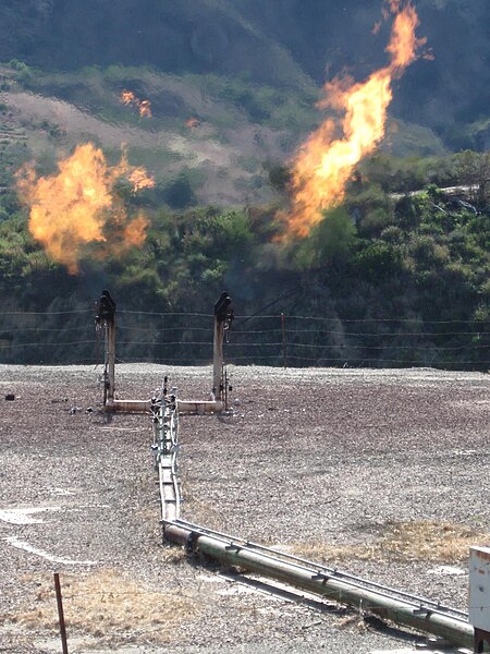 File:Natural Gas flaring.jpg