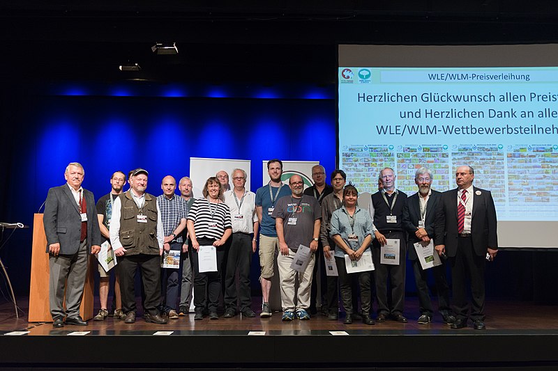 File:WikiCon2016 WLE WLM Preisverleihung 08.jpg