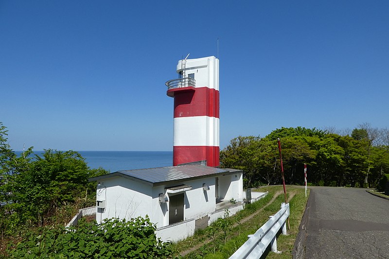 File:Monbetsu lighthouse.jpg