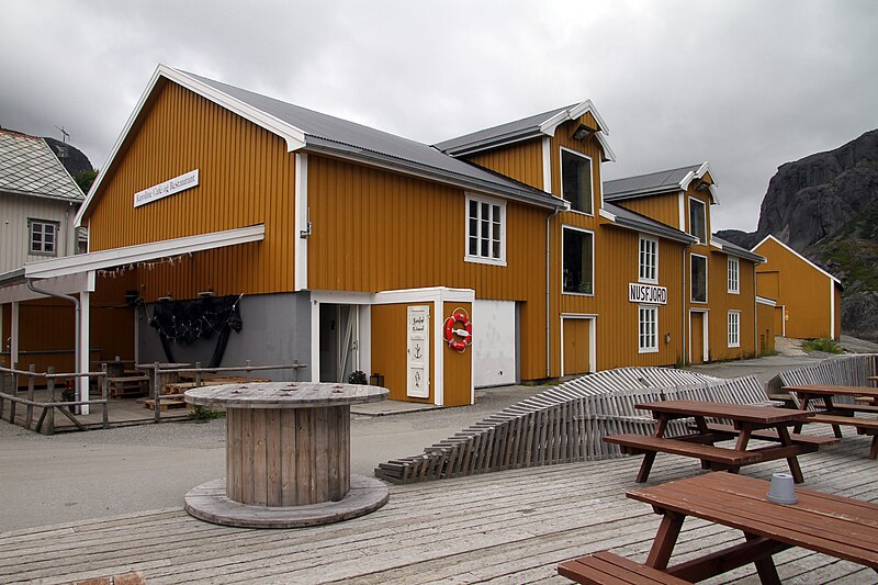 File:Nusfjord-44-Restaurant-2019-gje.jpg