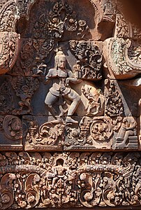 Shiva Dancing au portail de la citadelle des femmes, complexe de Banteay Srei ‚ Siem Reap, Cambodge