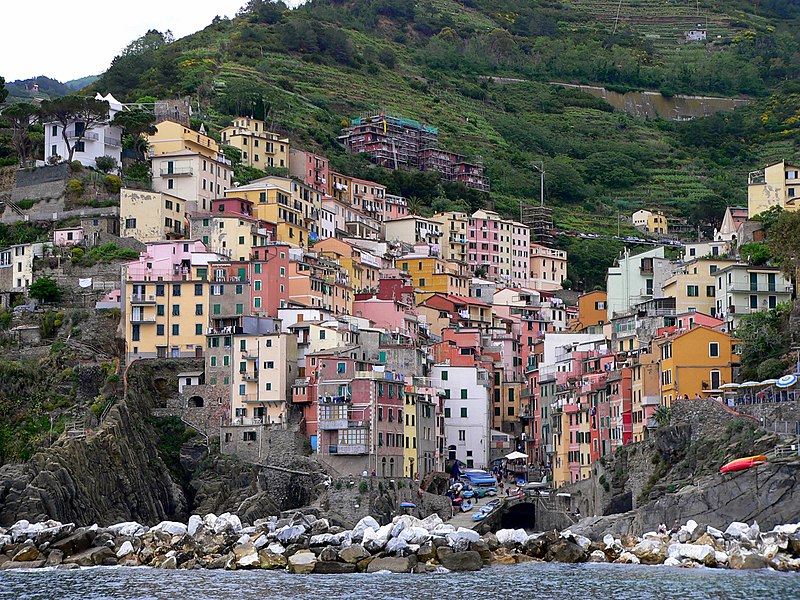 File:Riomaggiore (4712273224).jpg