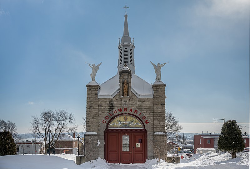 File:Cimetière St-Ignace-de-Loyola.jpg