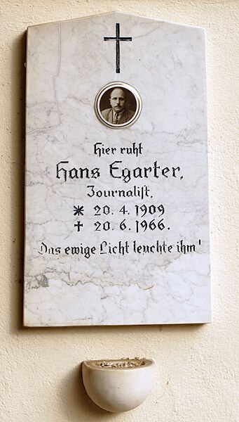 File:Brixen Stadtfriedhof Grab Hans Egarter.jpg