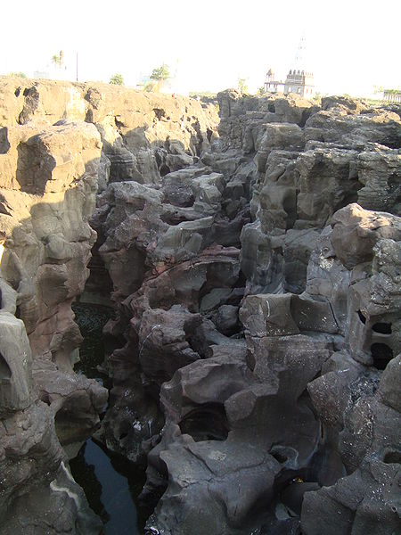 File:Potholes near Takali Haji.jpg