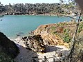 Falaise de la rive gauche de la ria du Bélon juste en aval de Beg Porz faisant penser à un ancien méandre recoupé.