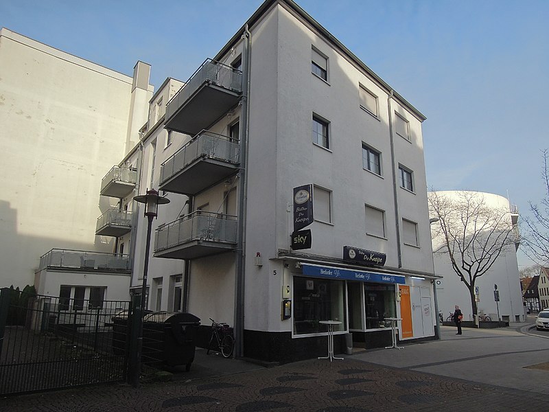 File:Stolpersteinlage Herford Bügelstraße 5.JPG