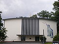 Christus-Epheta-Kirche, errichtet 1957 mit bemerkenswerten Wandmosaik Christus heilt zwei taubstumme Kinder