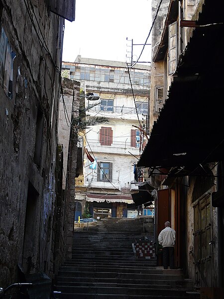 File:Old city streets (5347675899).jpg