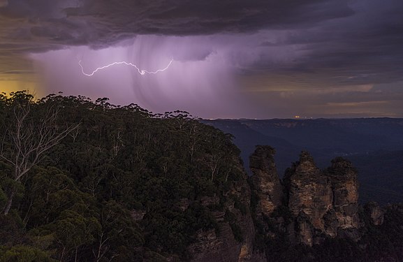 Lightning above The Three Sisters Blue Mountains NSW Photograph: Poidabro