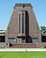 Deutsch: Das Neue Krematorium auf dem Friedhof Ohlsdorf in Hamburg-Ohlsdorf. This is a photograph of an architectural monument. It is on the list of cultural monuments of Hamburg, no. 29622.