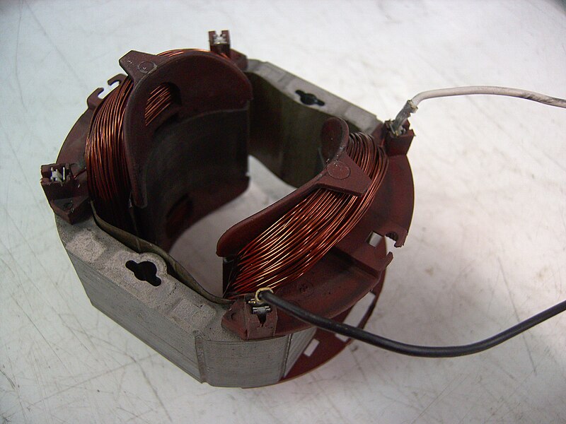 File:Stator eines Universalmotor.JPG