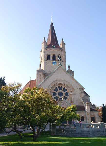 File:Pauluskirche Basel front.jpg