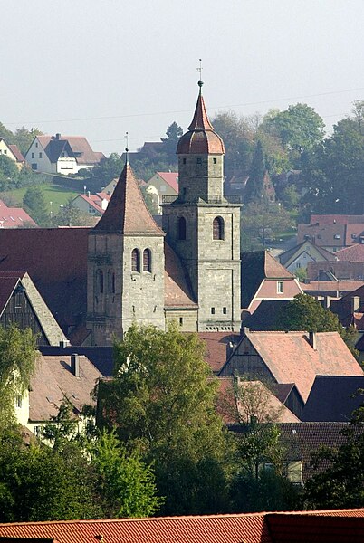 File:Stiftskirche Feuchtwangen 2.jpg