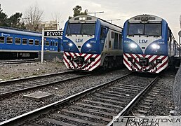 Trenes en estacion devoto.jpg