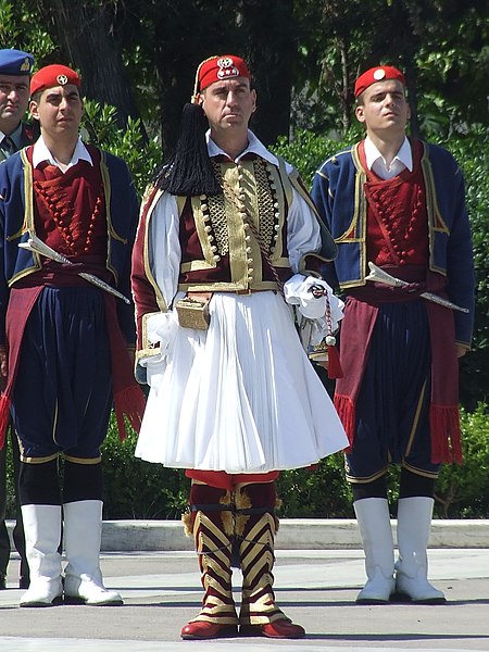 File:Greek guard uniforms 1.jpg