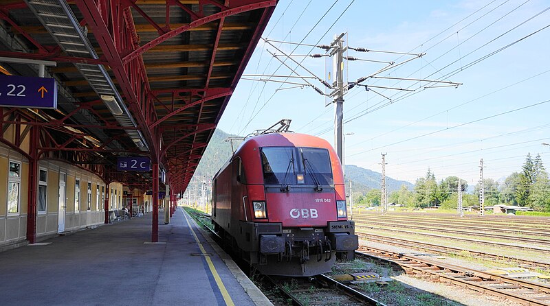 File:Bahnhof Selzthal 03.jpg