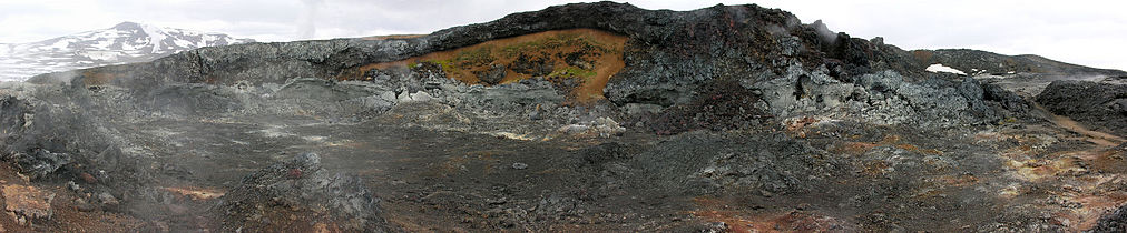 Parasitic spatter cones at Leirhnjúkur