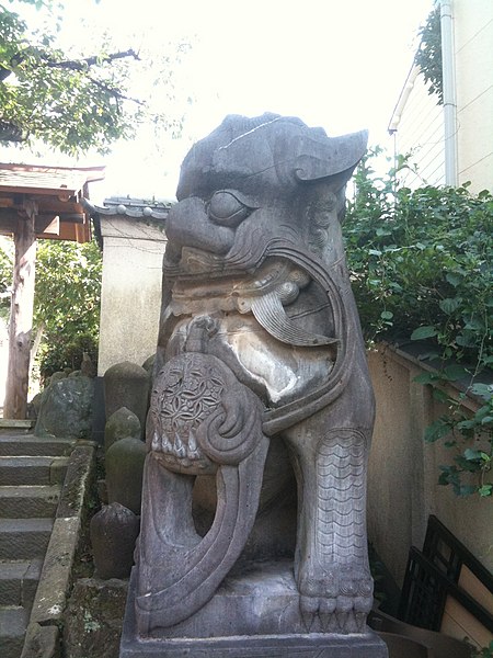 File:Komainu - panoramio (4).jpg