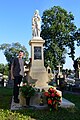 Eugeniusz Kasprzyk with Restored Memorial