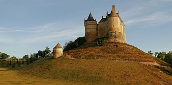 8. Château de Bannes in Beaumont-du-Périgord, Dordogne Photograph: Biache Benoit Licensing: CC-BY-SA-3.0