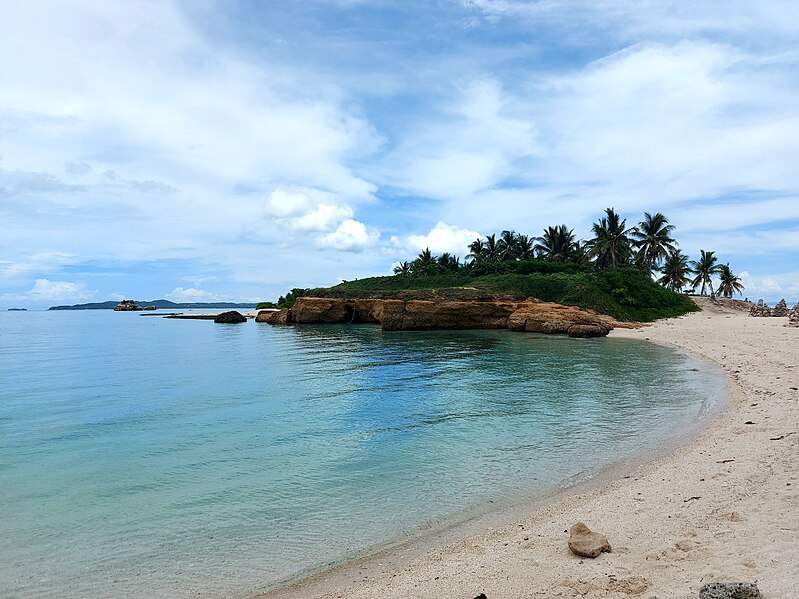 File:Beach in Masbate.jpg