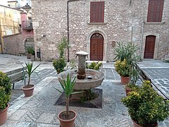 Fontana-piazza-sant'angelo.jpg