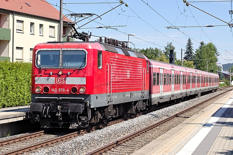 File:DB143 870 Laufen West 2019.jpg