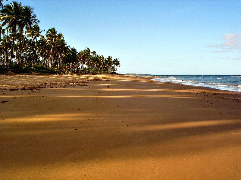 File:Praia do Cassange.jpg