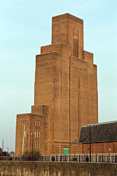 File:Pacific Road Ventilation Station.jpg