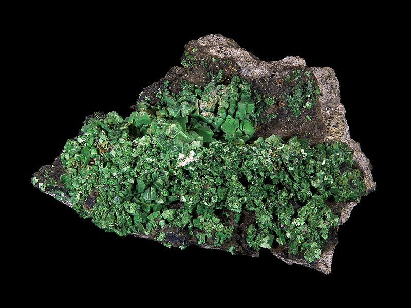 File:Torbernite Aveyron HD.jpg