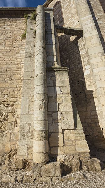 File:Abbatiale Saint-Gilles 05.jpg