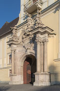 Lambach Stift Hauptportal.jpg