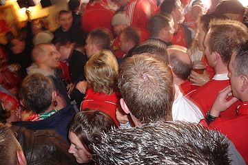 Lfc pub fans