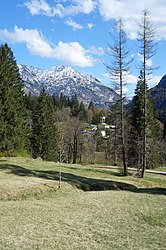 Eastern Parterre garden, with fountain, at Schloss Linderhof