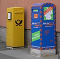 Briefkästen von Deutscher Post AG und Mainpost