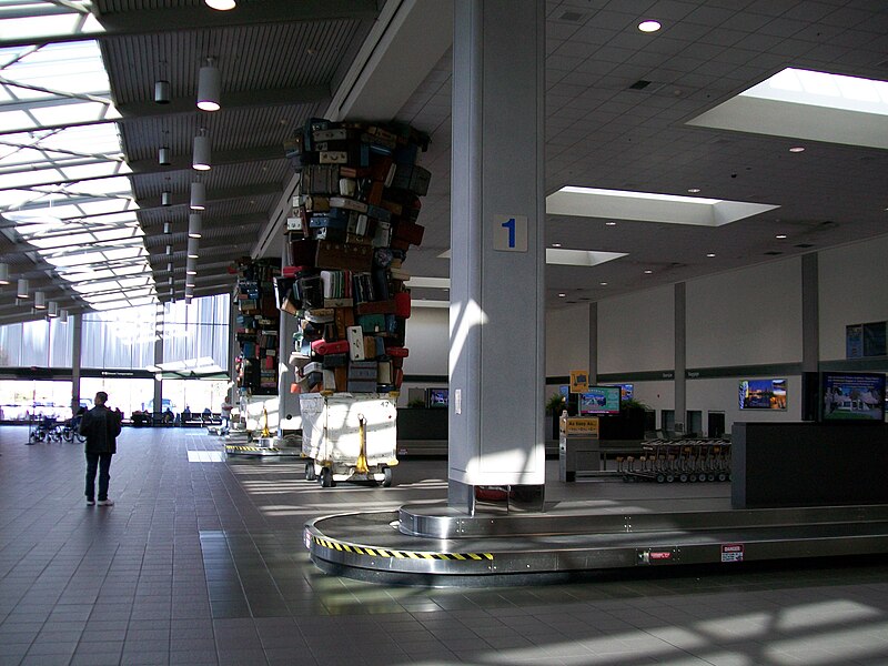 File:Sac baggage claim.JPG