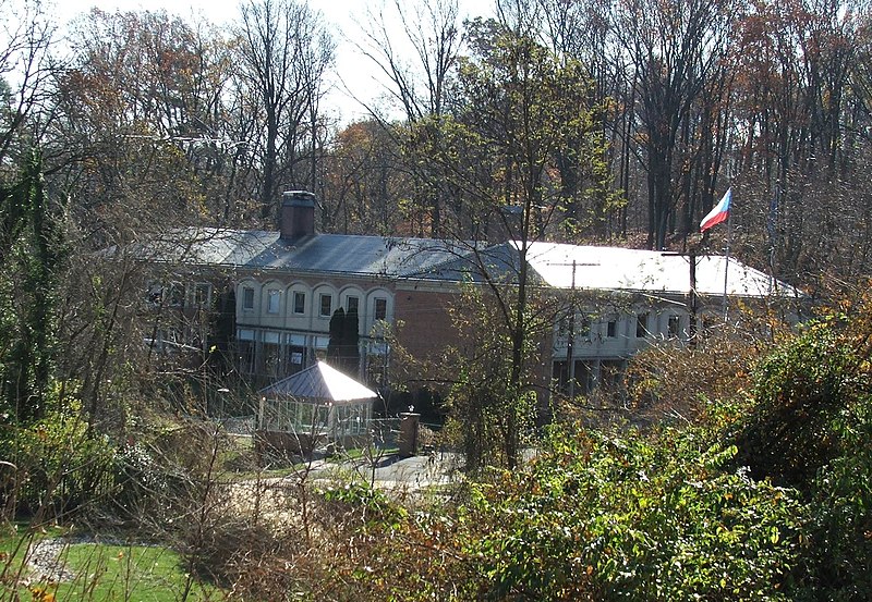 File:Czech embassy Washington 3020.jpg