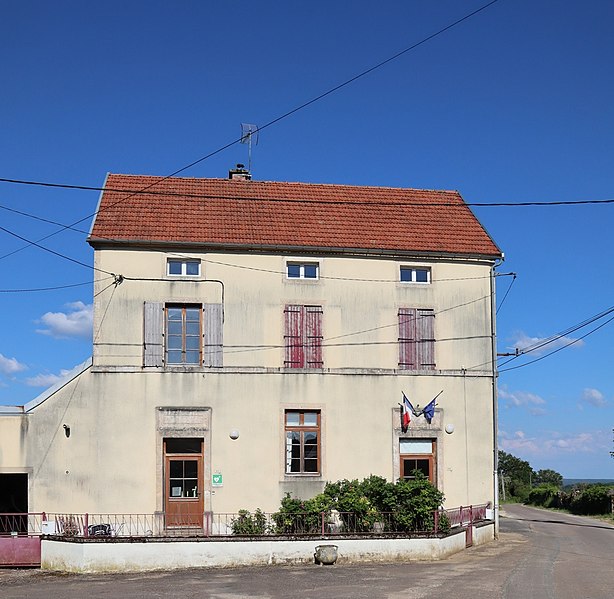 File:Bussières (21) Mairie.jpg