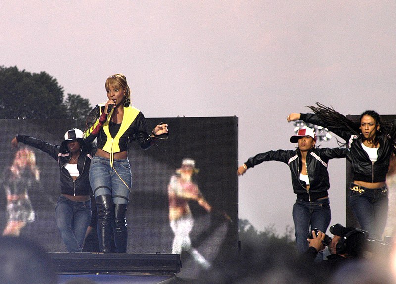 File:Mary J. Blige National Mall2.jpg