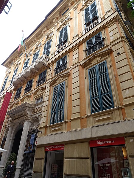 File:Palazzo Bianco 02.jpg